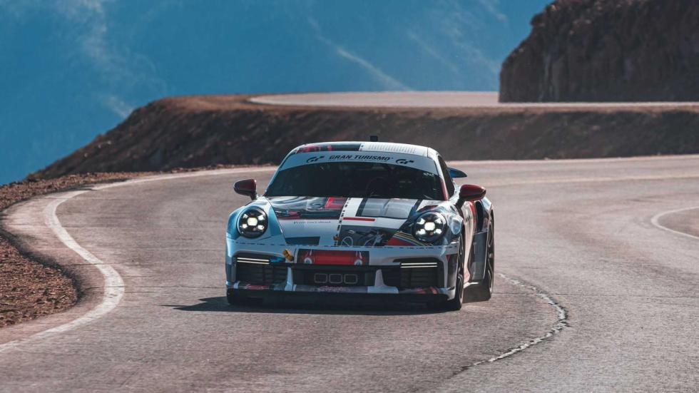 Νέα «βασίλισσα» του Pikes Peak η Porsche 911 Turbo S